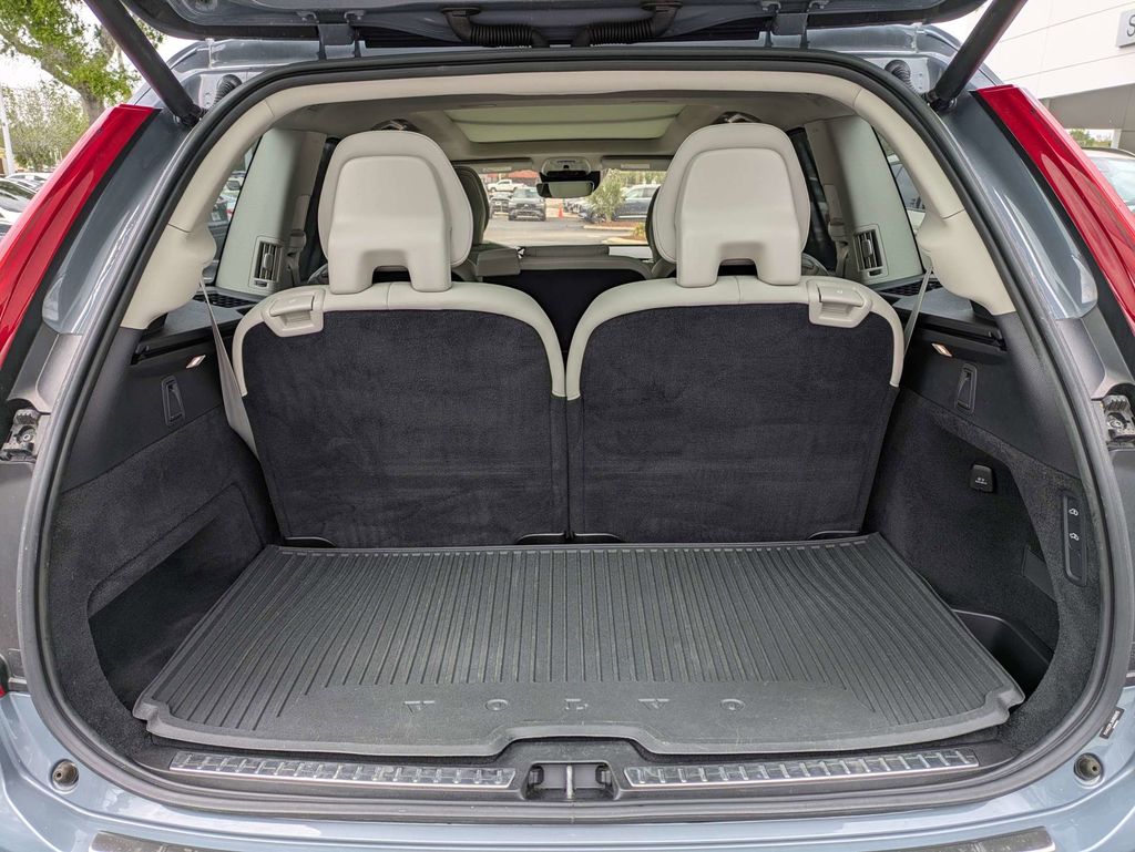 2022 Volvo XC90 Inscription - Photo 13