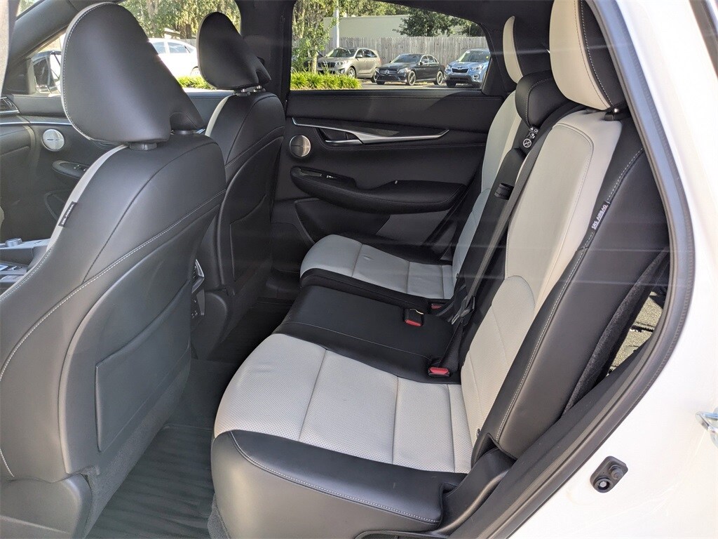 2023 Infiniti QX55 Sensory photo 3