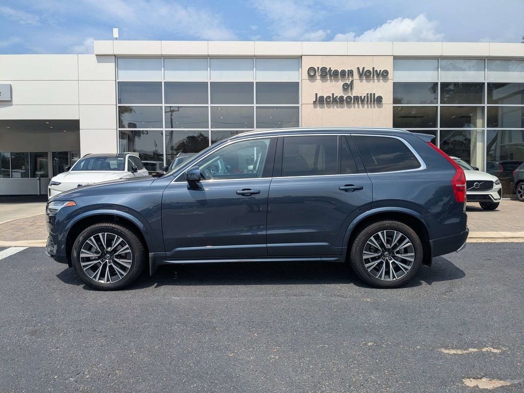 Certified 2022 Volvo XC90 T5 AWD Momentum 7 Seater SUV