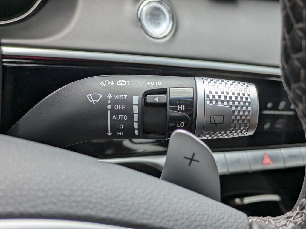 2025 GENESIS GV70 Sport - Photo 40
