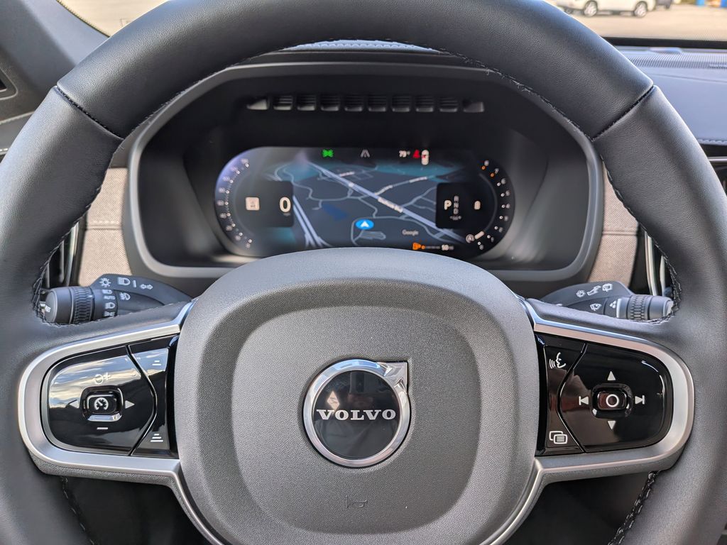 2026 Volvo XC90 Plus - Photo 37