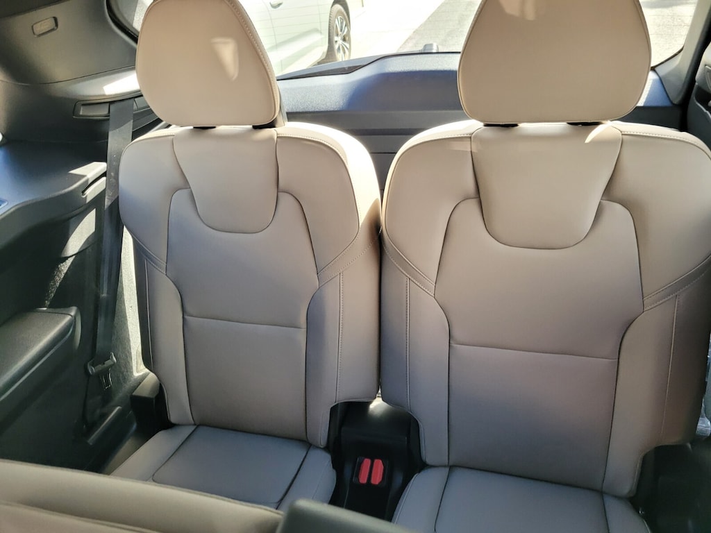 New 2026 Volvo XC90 B6 Plus 7-Seater SUV