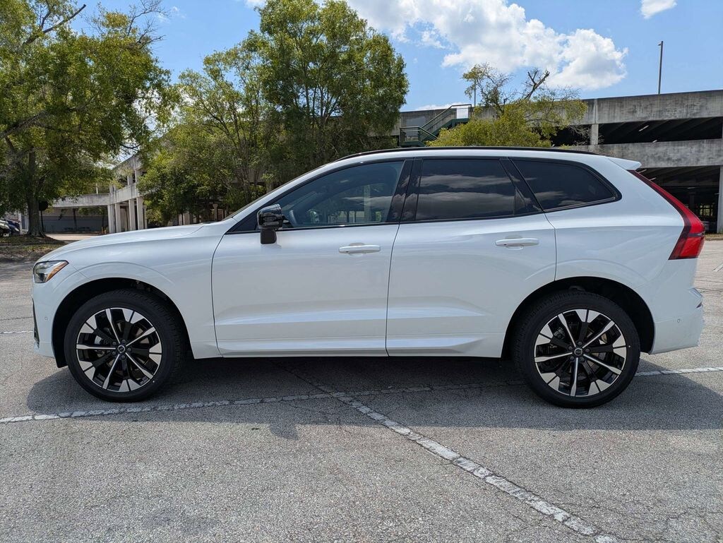 New 2026 Volvo XC60 B5 Plus SUV