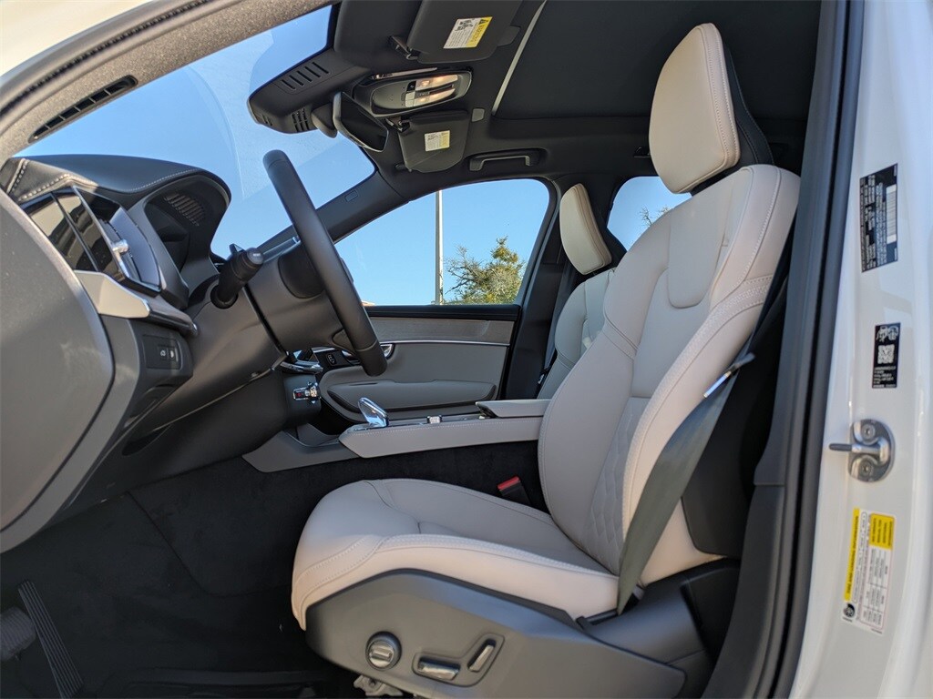 New 2026 Volvo XC90 plug-in hybrid T8 Plus 7-Seater SUV