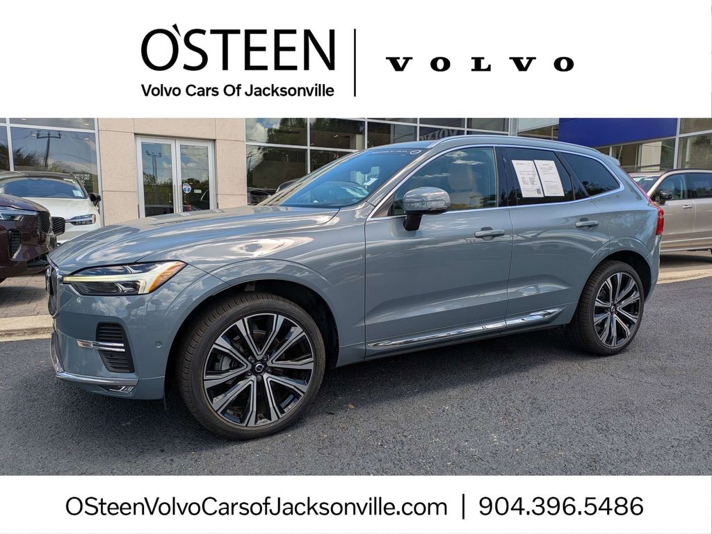 2023 Volvo XC60 B5 Ultimate Bright Theme AWD's photo