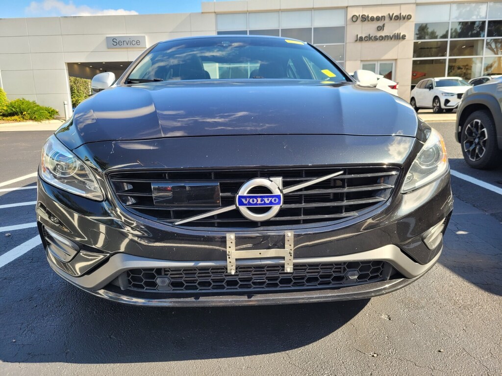 Used 2017 Volvo S60 T6 AWD R-Design Platinum Sedan
