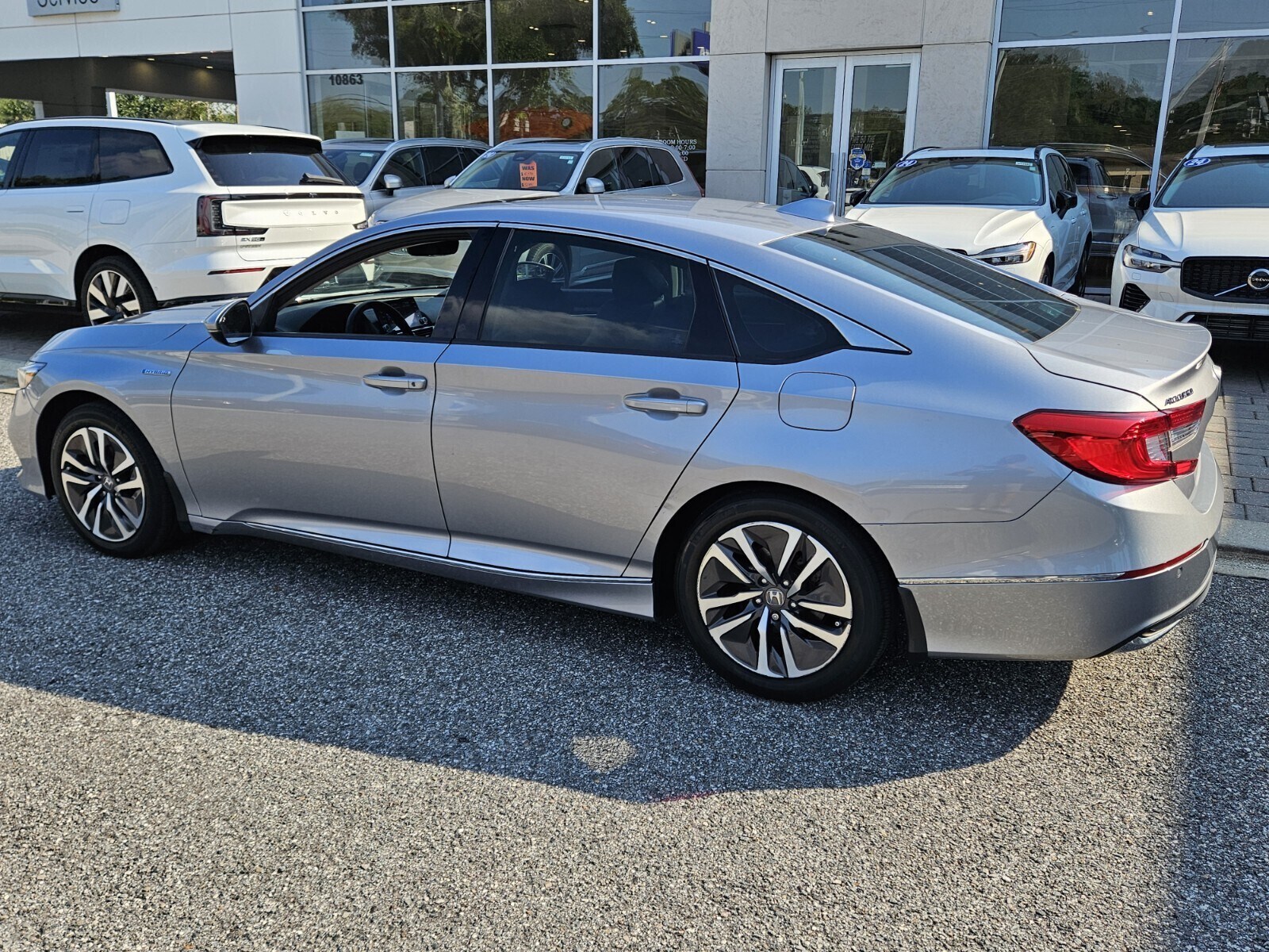 2022 Honda Accord Hybrid EX-L photo 3