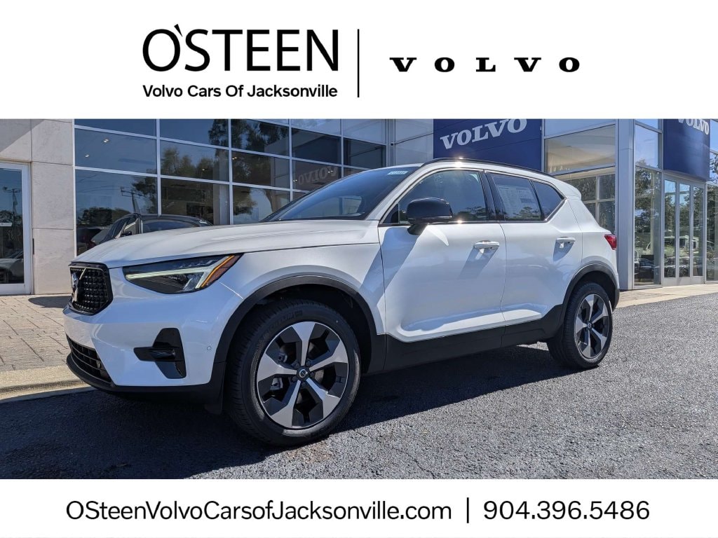 2026 Volvo XC40