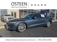 2020 Volvo S60 T5 Momentum Sedan