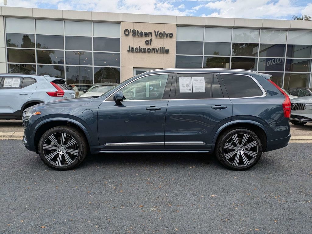Certified 2024 Volvo XC90 plug-in hybrid T8 Ultimate Bright 7-Seater SUV