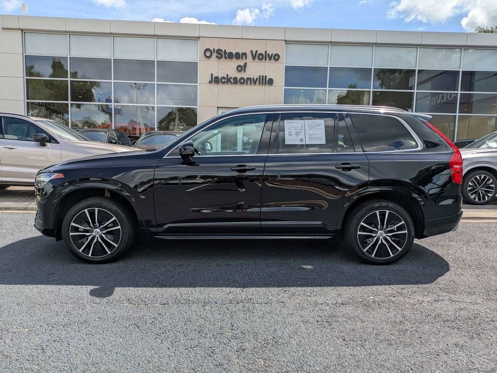 Used 2020 Volvo XC90 T6 Momentum 7 Passenger SUV