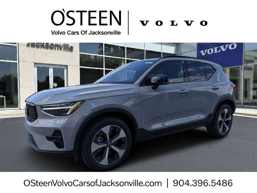 2026 Volvo XC40