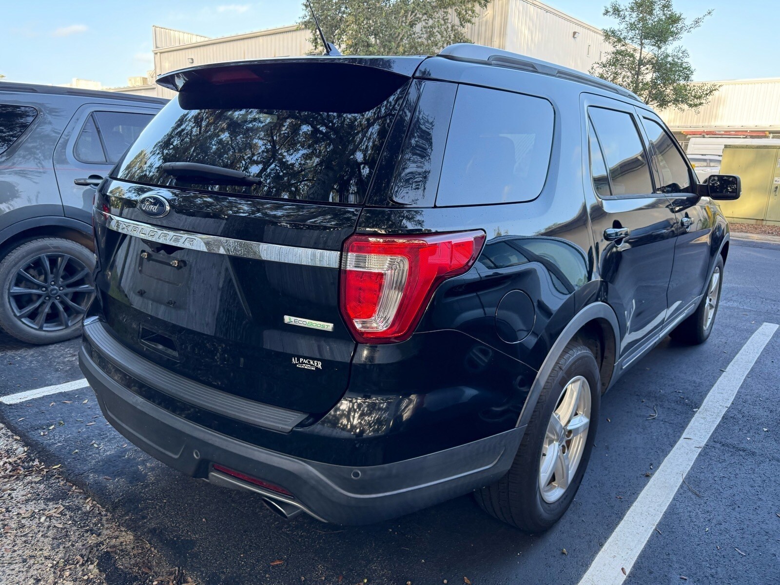 2019 Ford Explorer XLT photo 4