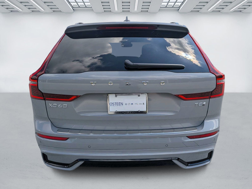 New 2026 Volvo XC60 plug-in hybrid T8 Plus SUV