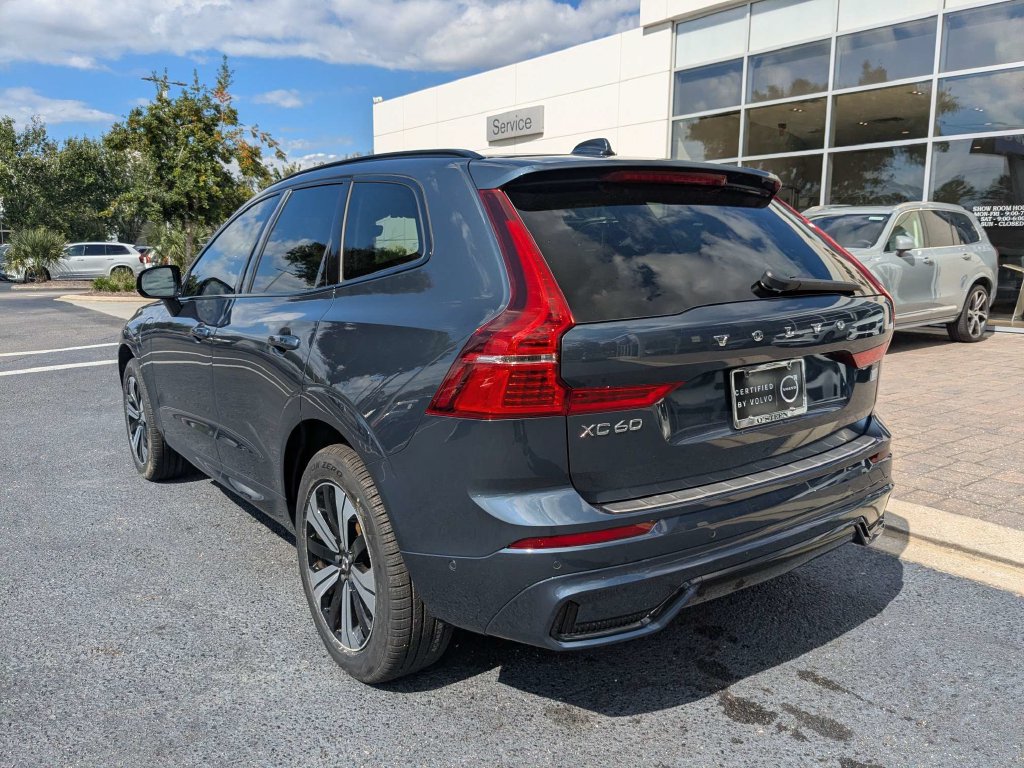 Certified 2024 Volvo XC60 plug-in hybrid T8 Plus Dark SUV