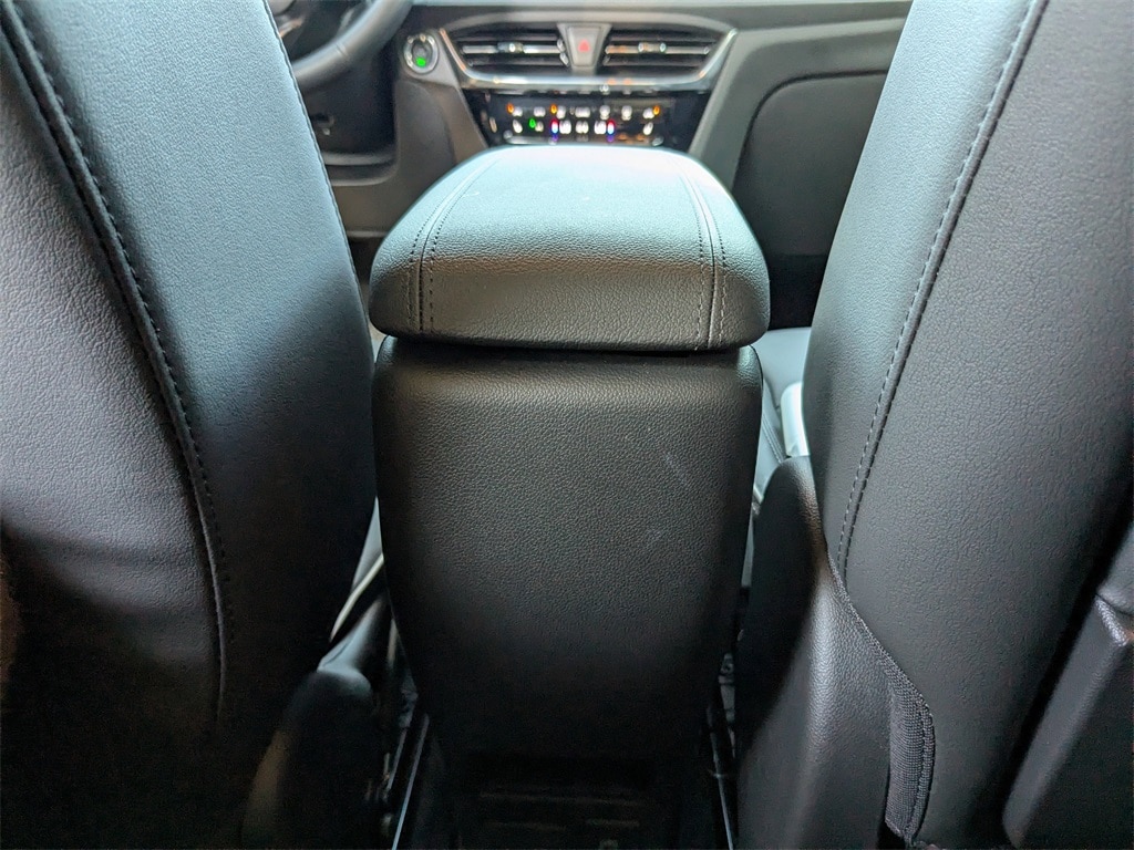 Used 2025 Buick Encore GX Avenir SUV