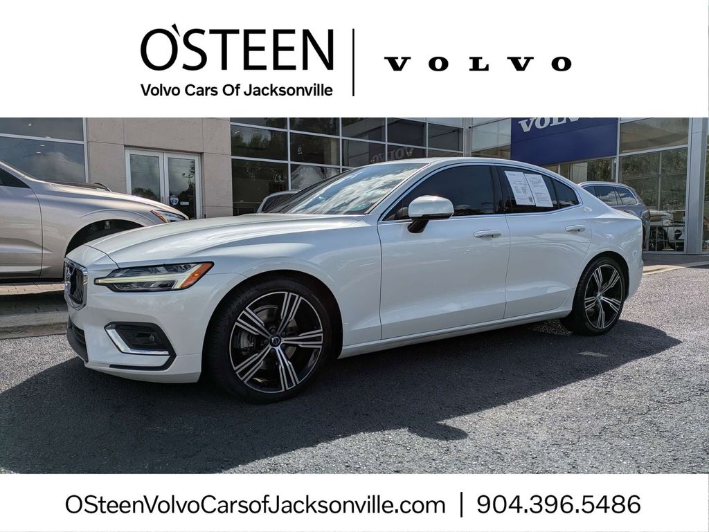 2020 Volvo S60 T5 Inscription's photo