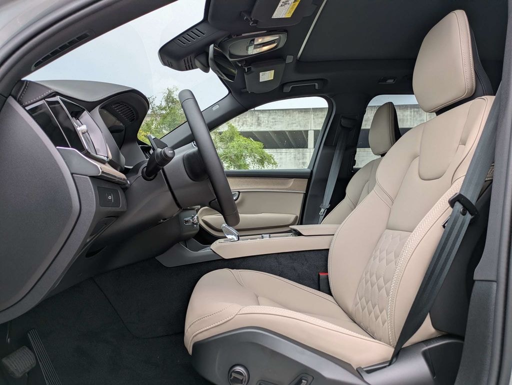 New 2026 Volvo XC90 B5 Plus 7-Seater SUV