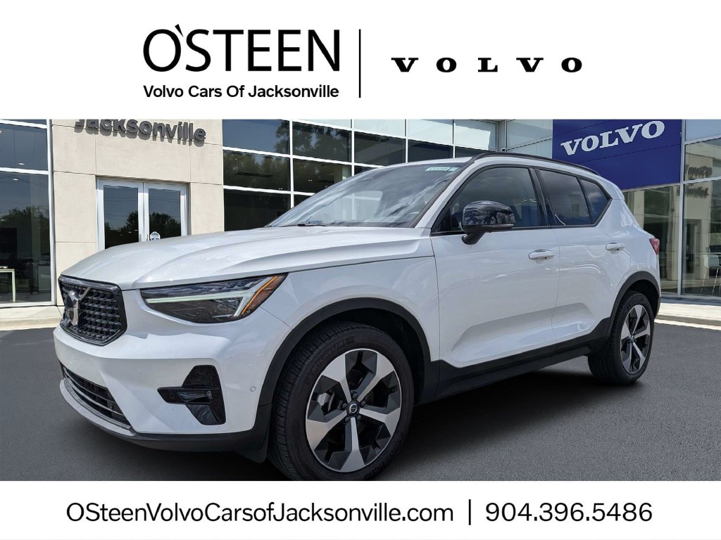 2026 Volvo XC40