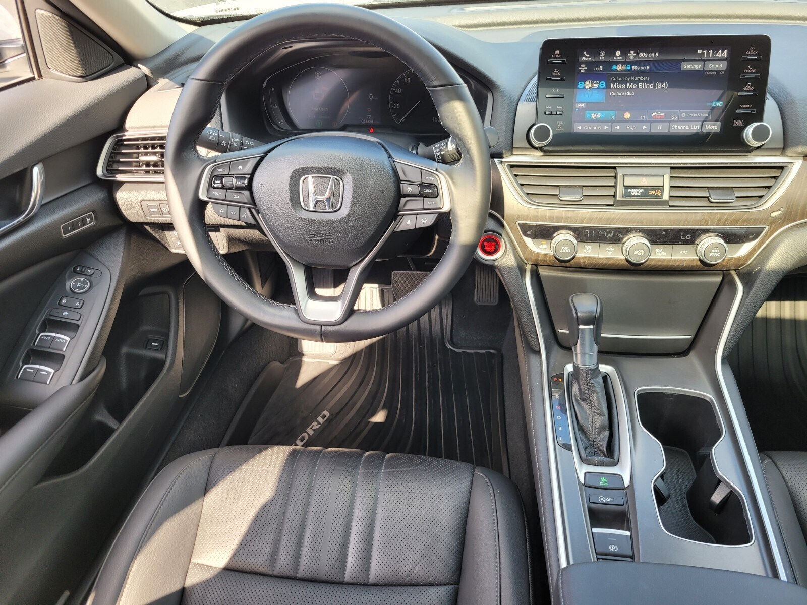 2022 Honda Accord EX-L 1.5T photo 4