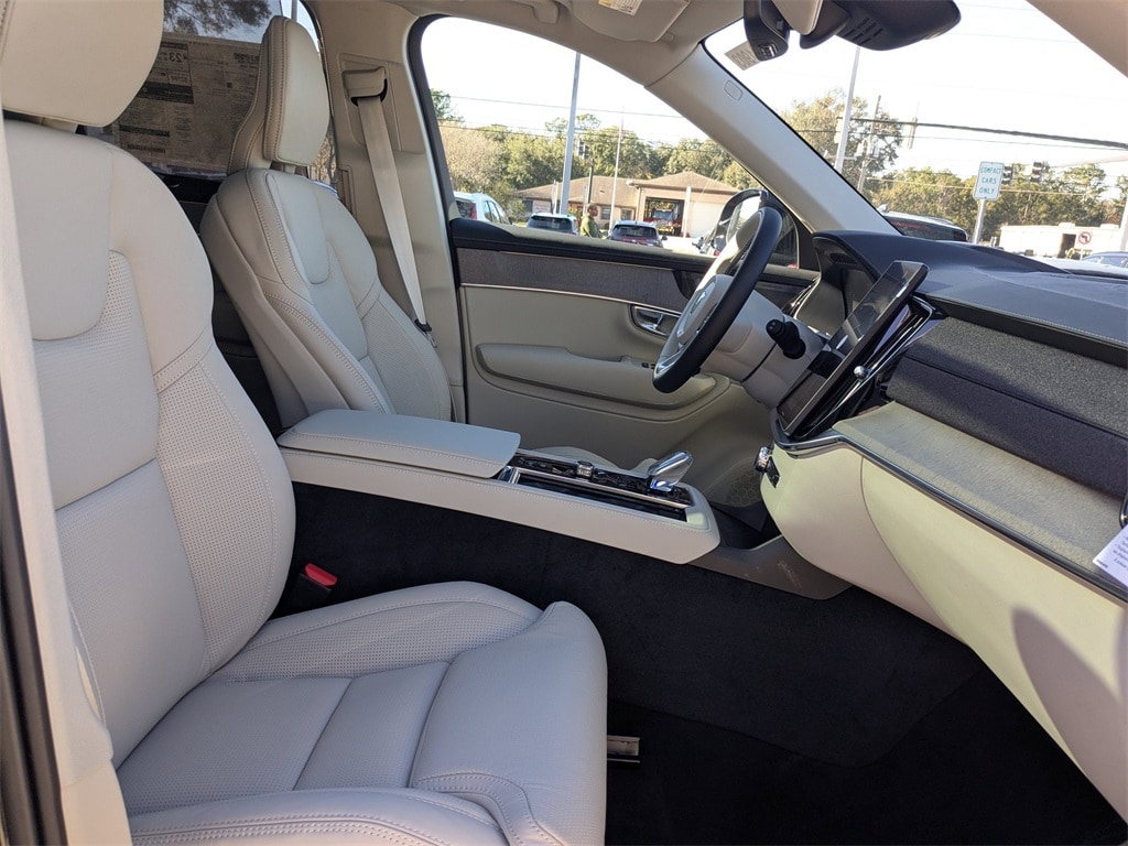 New 2026 Volvo XC90 B6 Ultra 6-Seater SUV