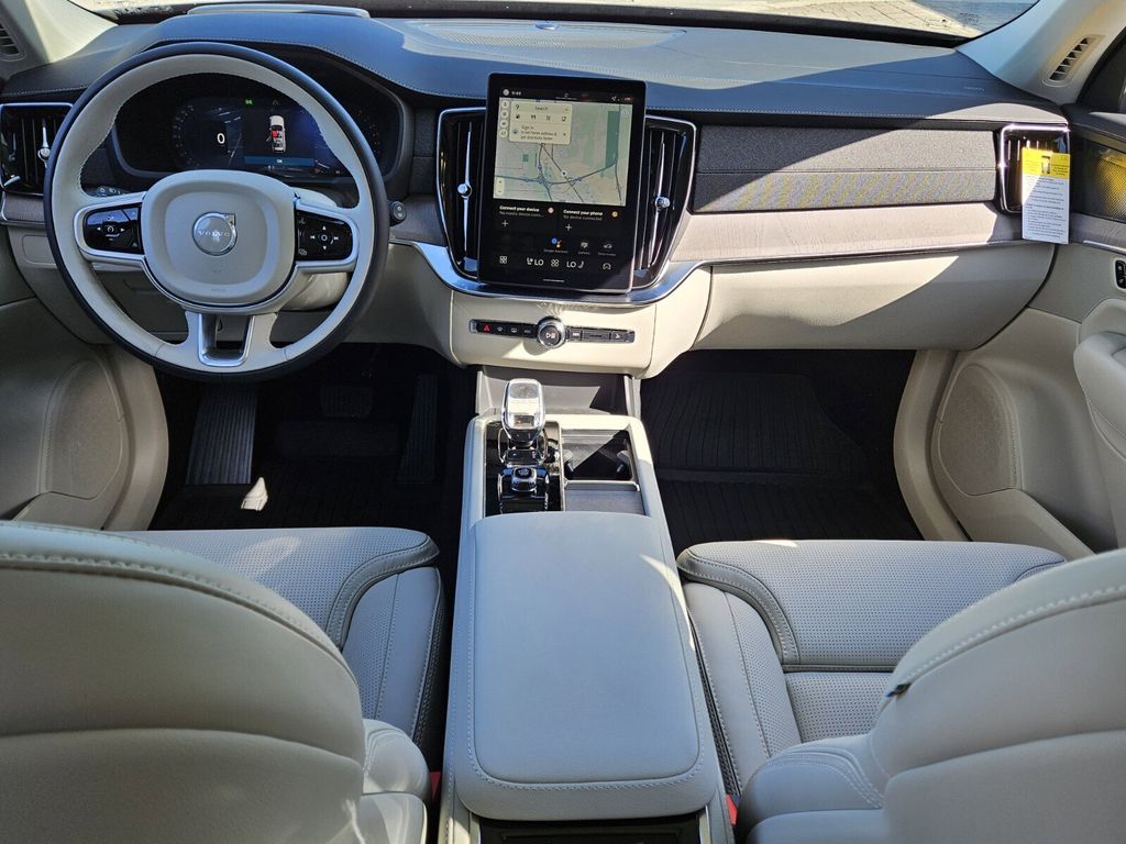 2026 Volvo XC90 Ultra - Photo 7