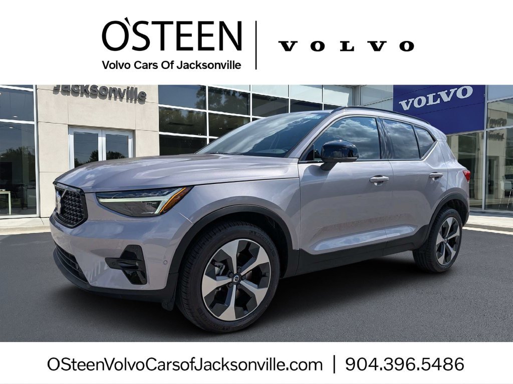 2026 Volvo XC40