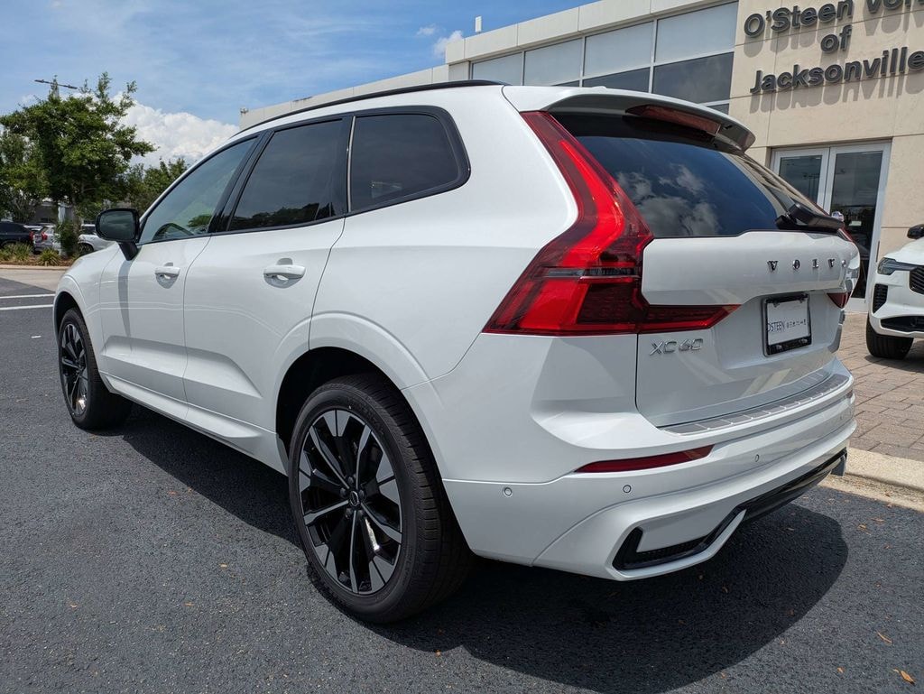 New 2026 Volvo XC60 B5 Plus SUV