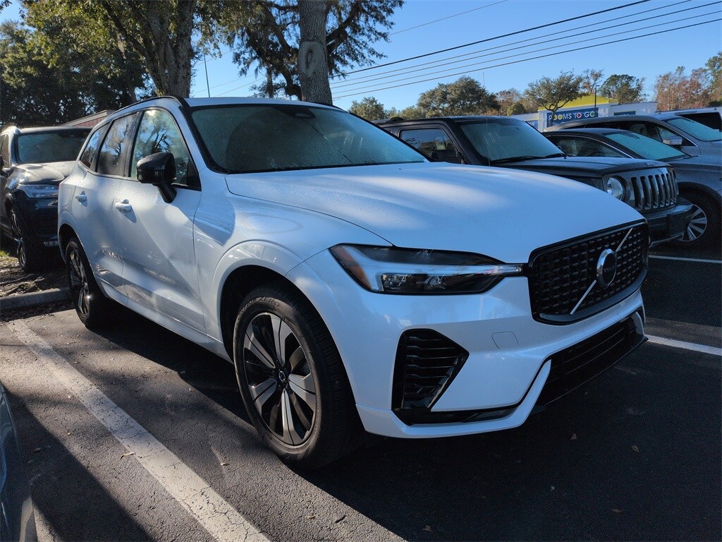 Certified 2025 Volvo XC60 plug-in hybrid T8 Core SUV