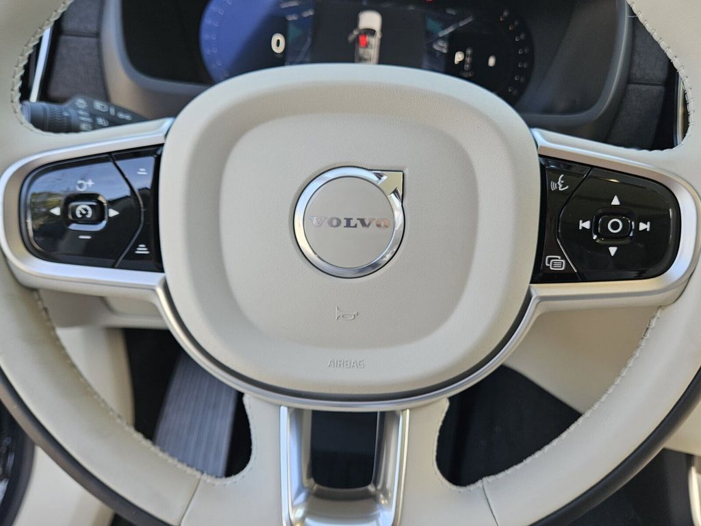 2026 Volvo XC90 Ultra - Photo 35