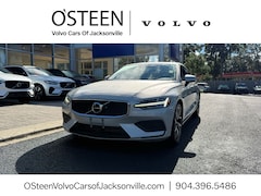 2020 Volvo S60 T6 Momentum Sedan