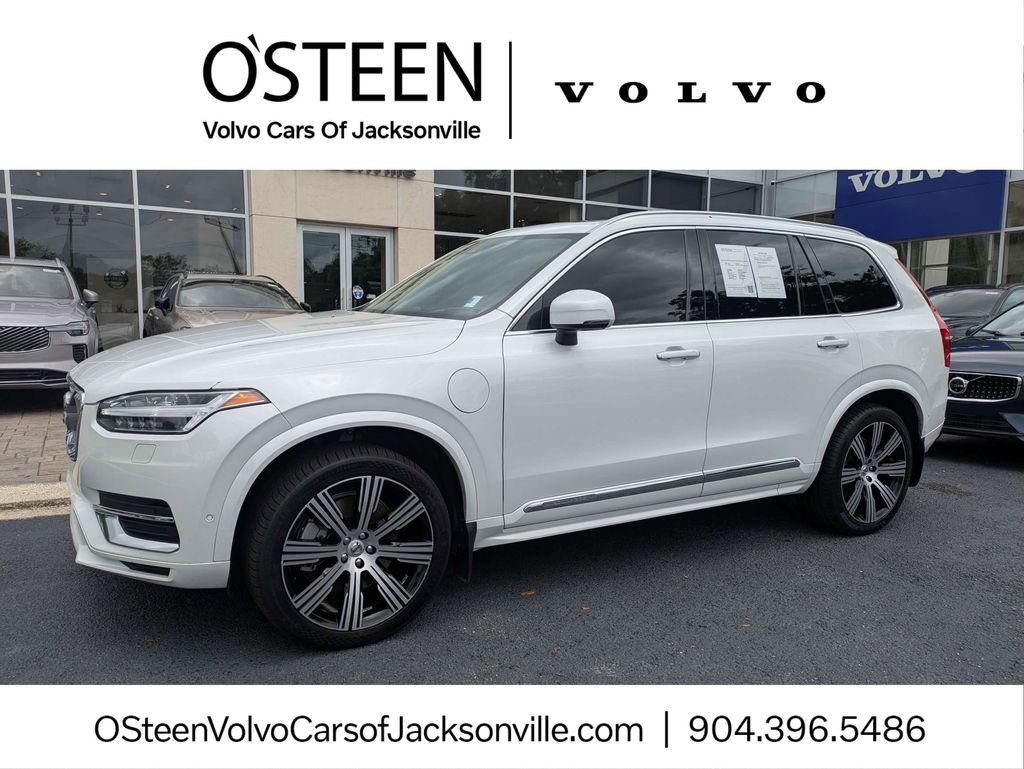 2022 Volvo XC90 T8 Recharge Inscriptn Extnd Rng PHEV AWD's photo