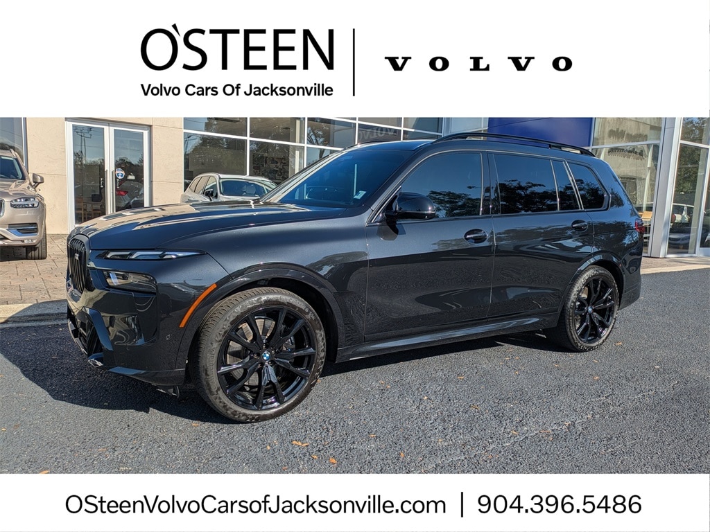 2024 BMW X7 M60i's photo