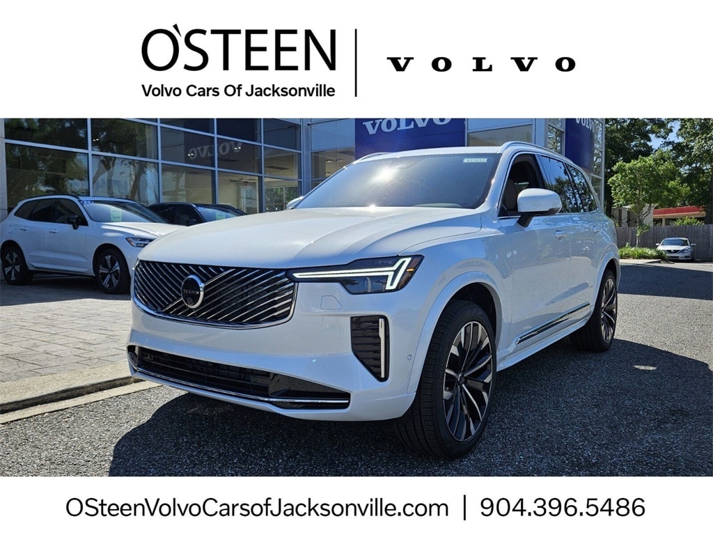 2025 Volvo XC90 Plus's photo