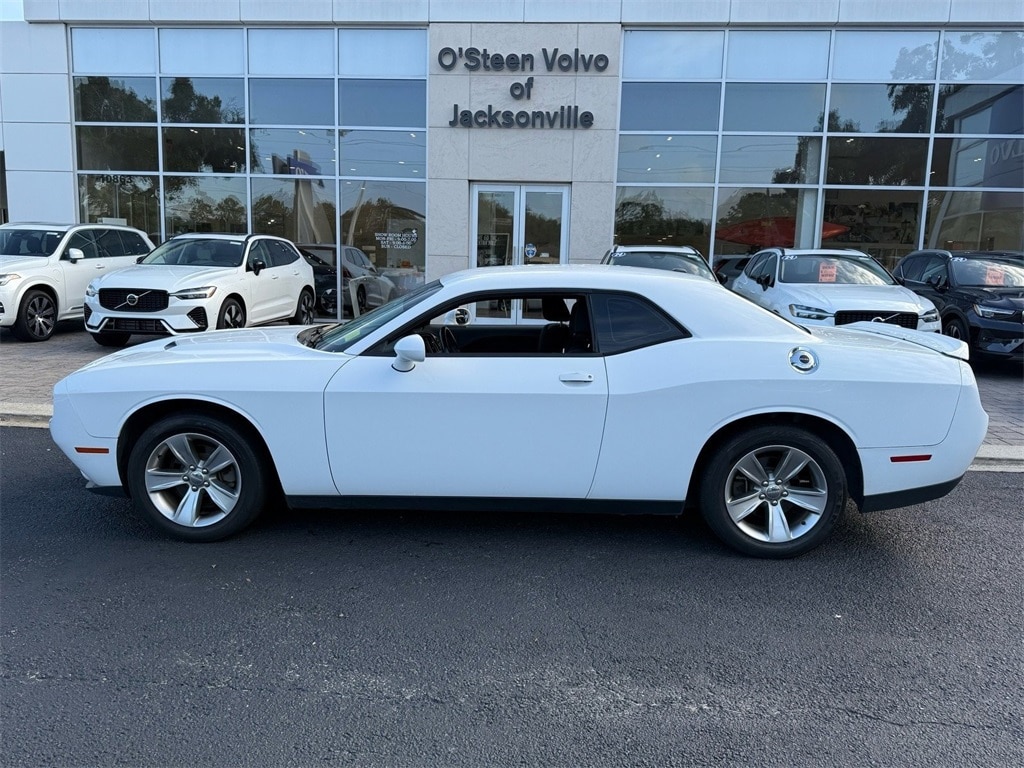 Used 2019 Dodge Challenger SXT Coupe