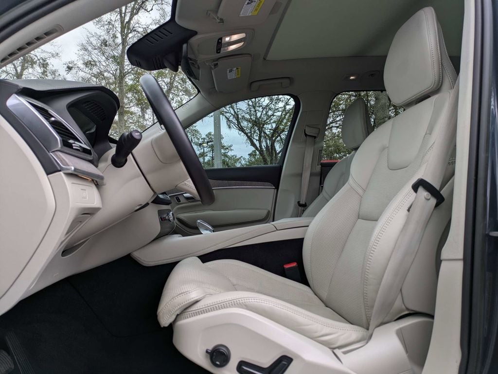 Certified 2023 Volvo XC90 B6 AWD Ultimate 6-Seater SUV