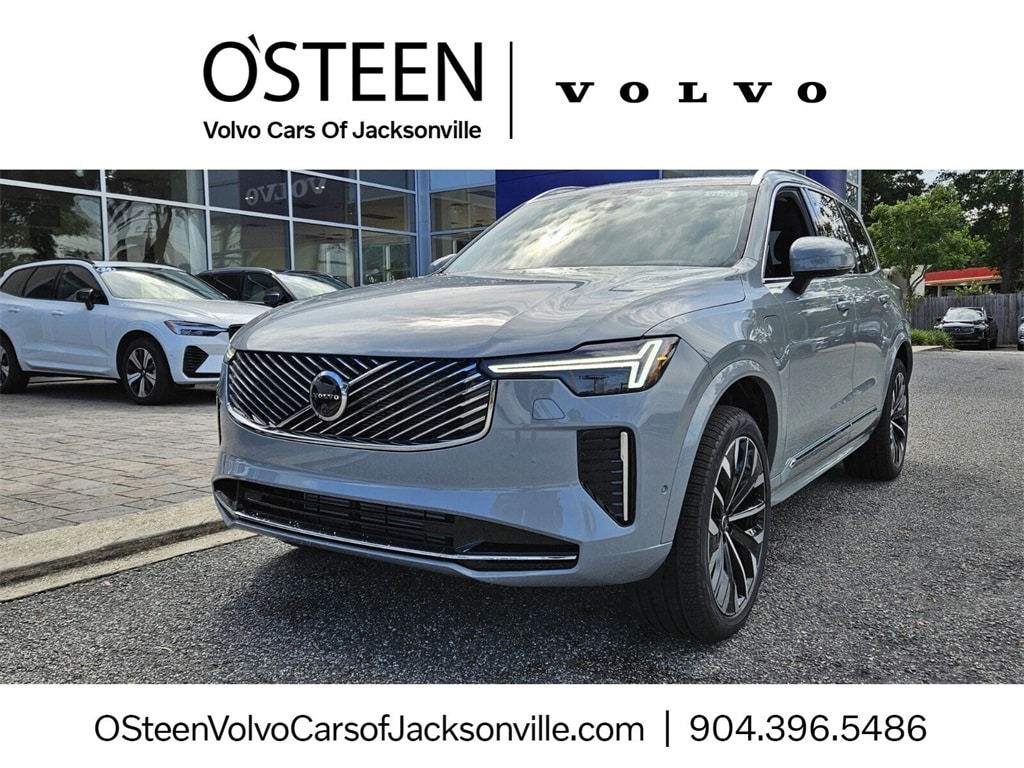 2025 Volvo XC90 Ultra's photo