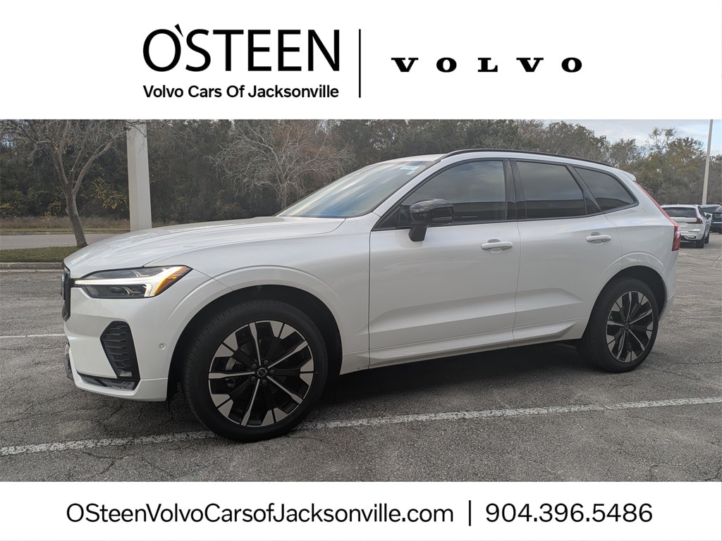 2026 Volvo XC60 Plus's photo