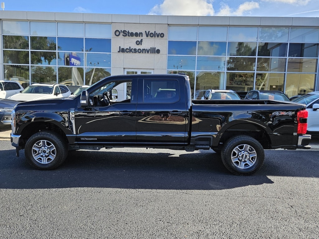 Used 2024 Ford F-250  Truck Crew Cab