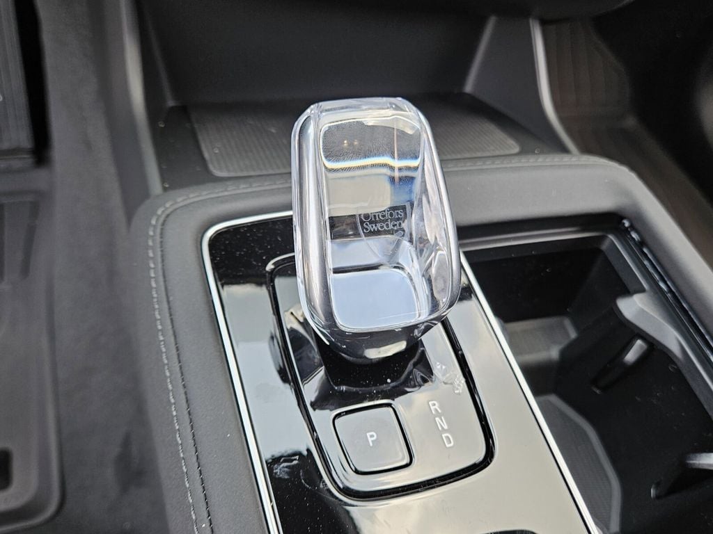 2025 Volvo XC90 Plus - Photo 33