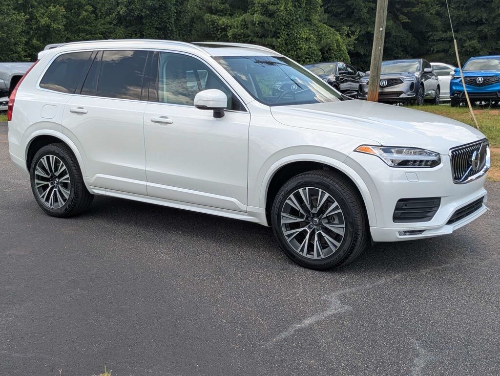 Used 2020 Volvo XC90 T6 Momentum 7 Passenger SUV