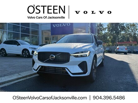 2025 Volvo XC60 plug-in hybrid T8 Plus SUV