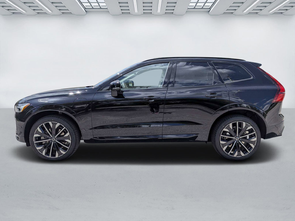 New 2026 Volvo XC60 plug-in hybrid T8 Ultra SUV