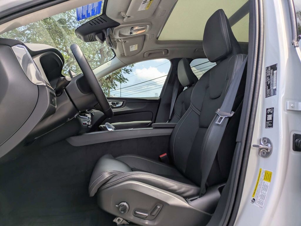 New 2026 Volvo XC60 B5 Ultra SUV