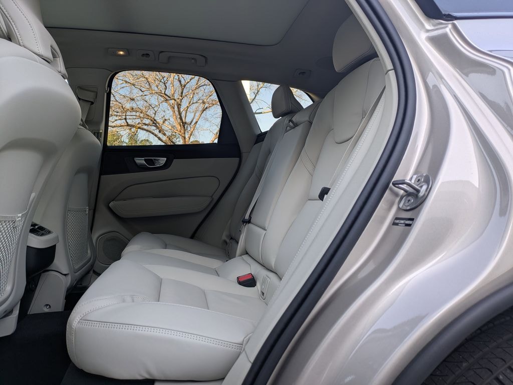 New 2026 Volvo XC60 B5 Ultra SUV