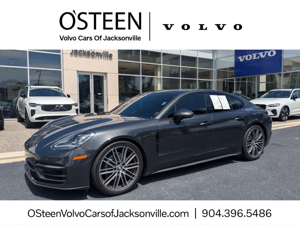 2022 Porsche Panamera