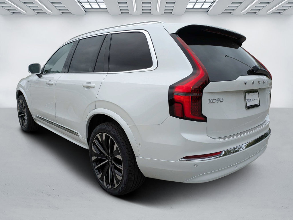 New 2026 Volvo XC90 plug-in hybrid T8 Plus 7-Seater SUV