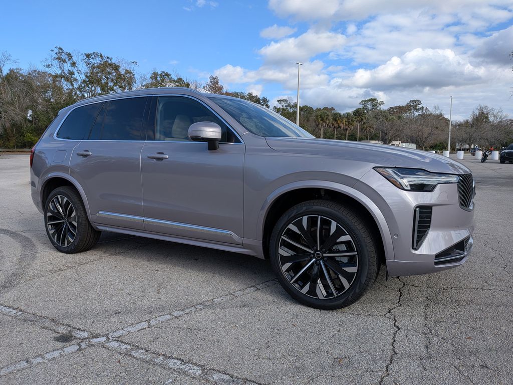 2026 Volvo XC90 Plus - Photo 13