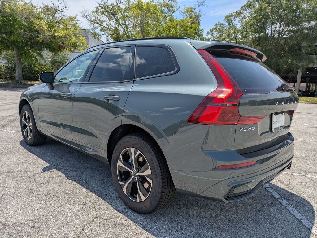 New 2026 Volvo XC60 B5 Core SUV