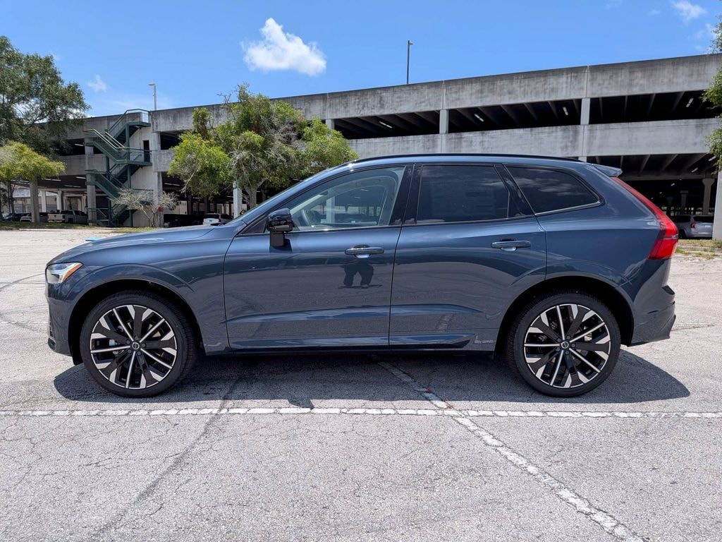 New 2026 Volvo XC60 B5 Ultra SUV
